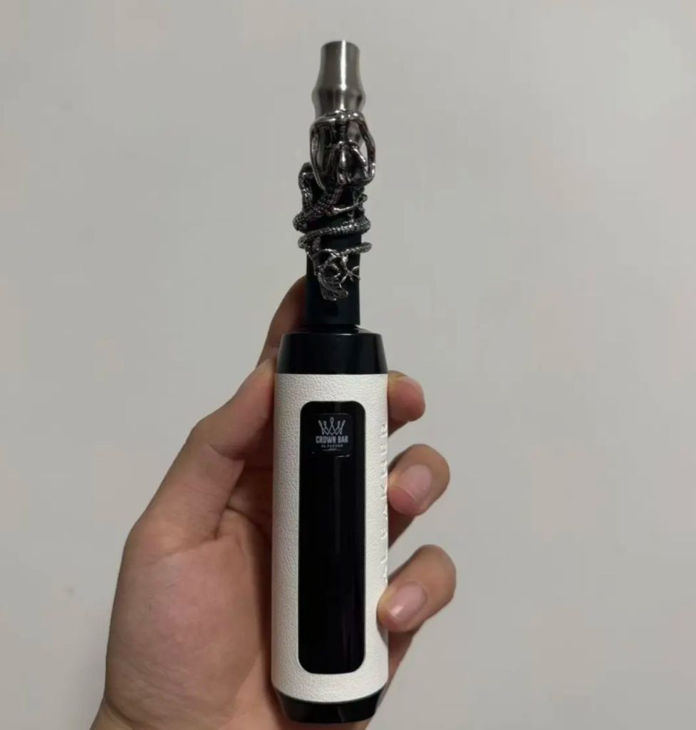 2025112405130187-977x1024-1 2025112405130187-977x1024-1