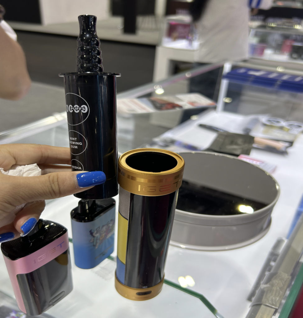 640-2-3-975x1024-1 640-2-3-975x1024-1